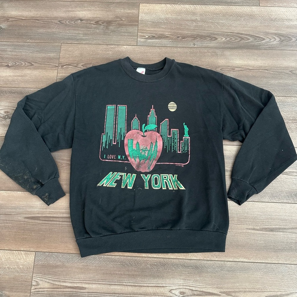 1991 Vintage I love New York Skyline Big Apple Crewneck Sweatshirt Faded